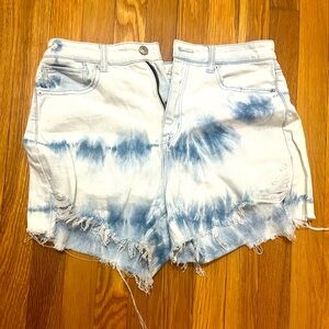 American Eagle comfort stretch jean shorts size 10
